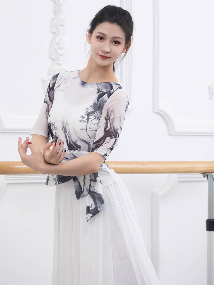 Classical dance clothing top female ink and short sleeve new Chinese national modern dance exercise square dance performance
