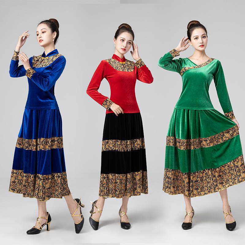 2024 Plaza Dance New Set New Set Golden Velvet Long Sleeping Skirts Autumn and Winter Classical National Dance Performance Services