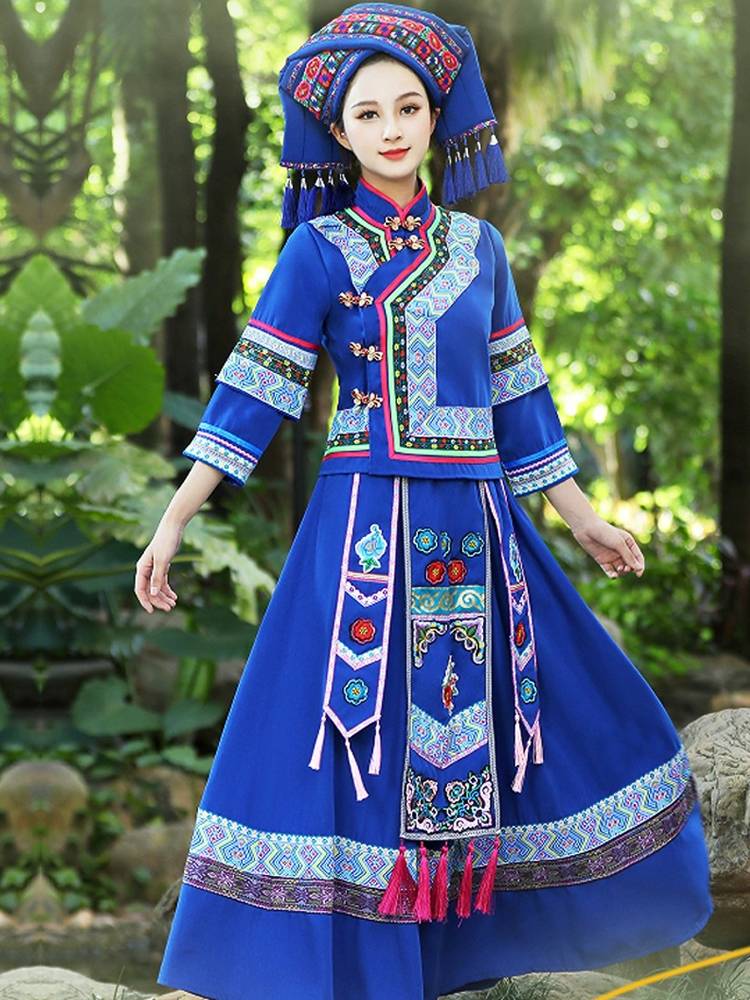 Zhuang Cheng's people's clothing women's new dance skirt March 3 adult jacket Yunnan Miao people traditional clothing