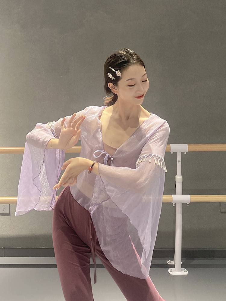 Classical dance yarn dance dance clothing, rhyme, beaded horn sleeve Chinese dance exercise service performance service girl elegant chiffon