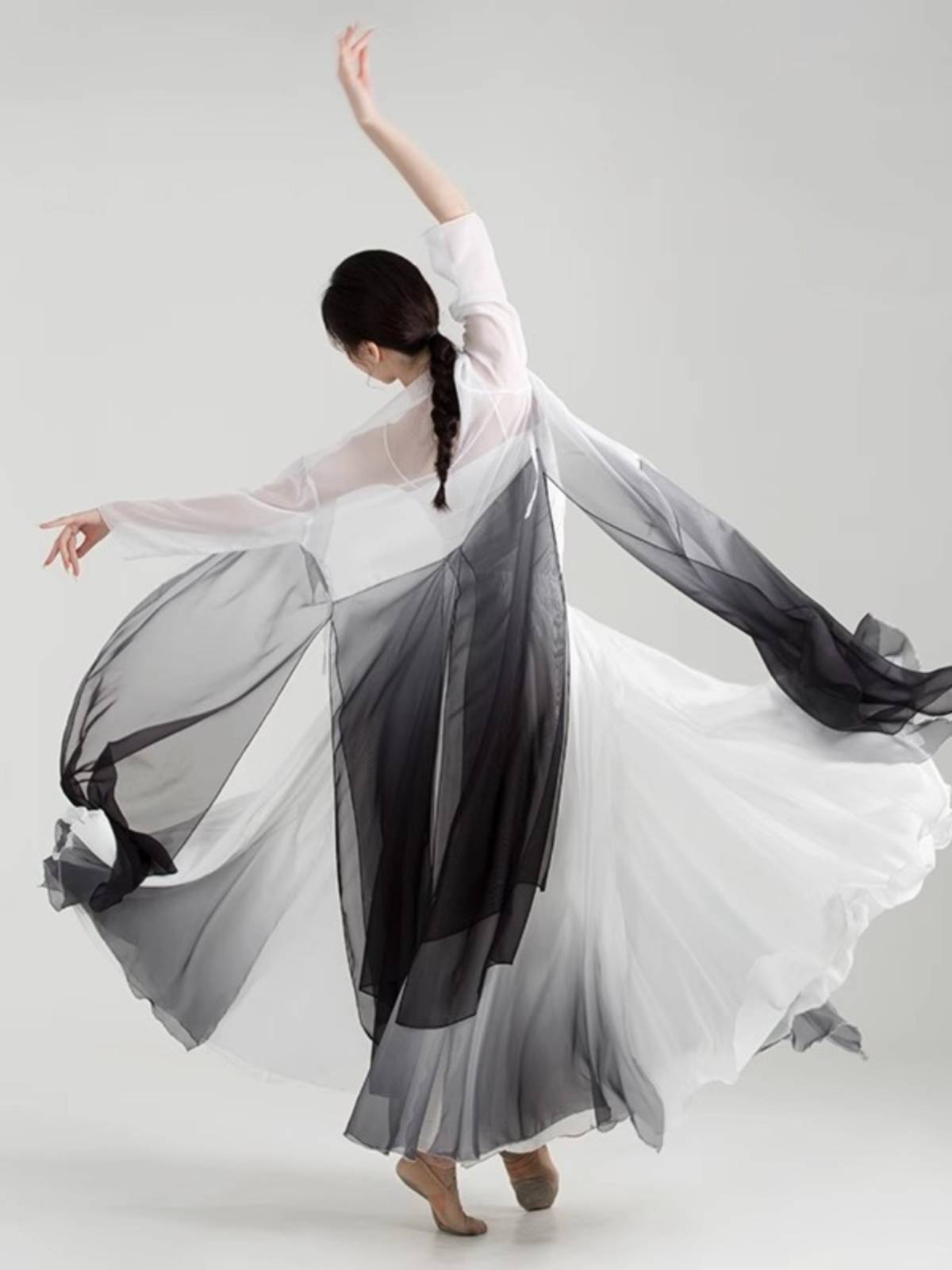 Chinese style black ink dance skirt performance service national dance training service elegant female classical dance performance service