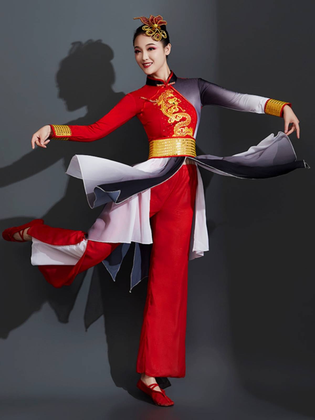 Drum service performance service women's waist drums, water drum dance ethnic dance clothing long -sleeved Yangge service gongs and drum team performance clothes