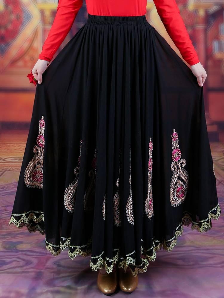 720 degrees large placing Xinjiang dance skirt, the gold -wrapped lace ethnic style four seasons long skirt vitamin dance skirt