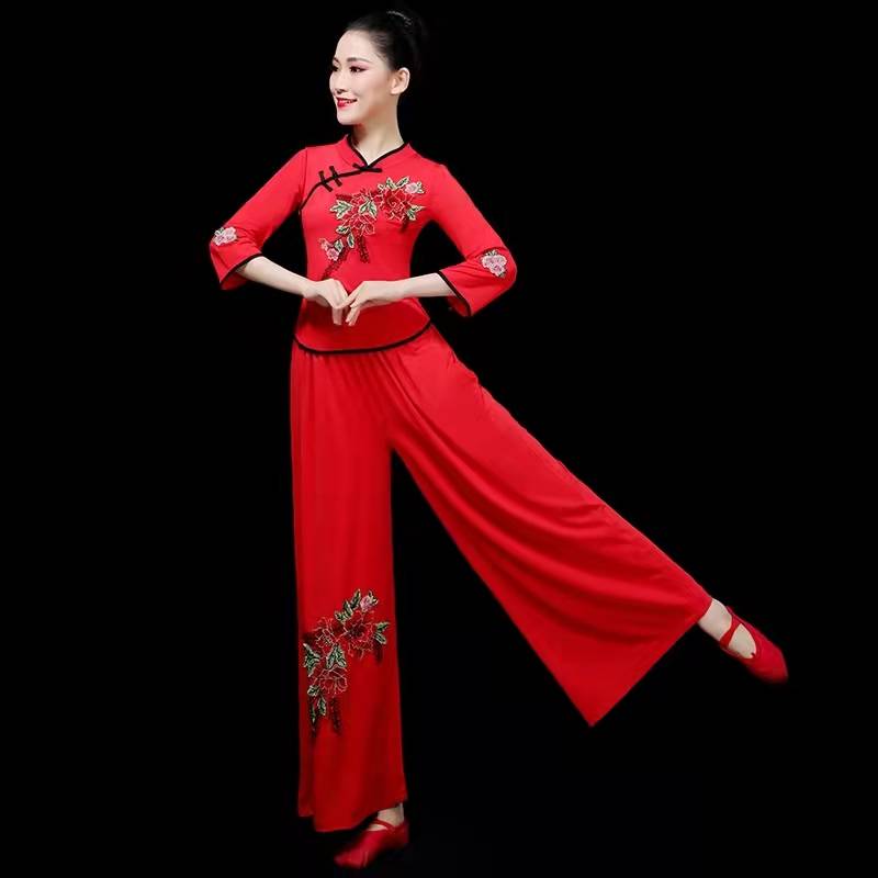 Yangge service female 2022 new classical middle -aged and elderly square dance service fan dance waist drum service national dance performance service