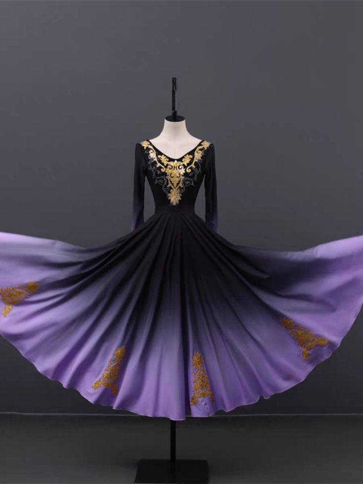 Xinjiang Dance Performance Services Girls Big Skirt Xinjiang Uyghur Costume Arts Early National Performance Service Weitu Clothing