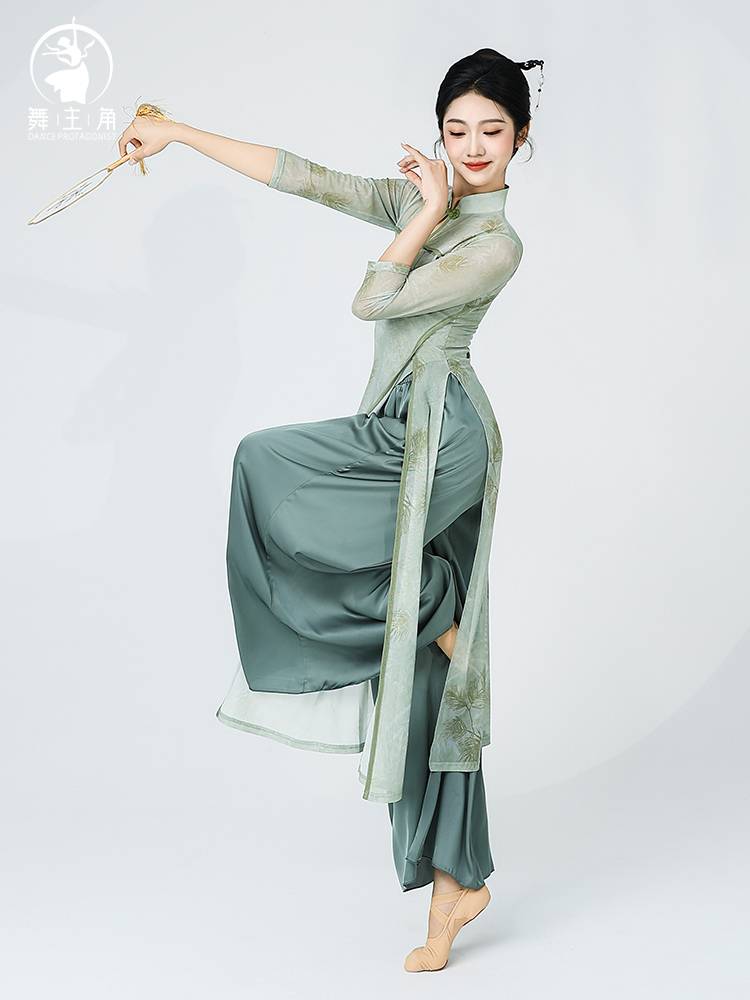 Dance protagonist Classical dance cheongsam Han Tang printing dance dance exercise service performance, elastic gauze, elegant Chinese style clothing