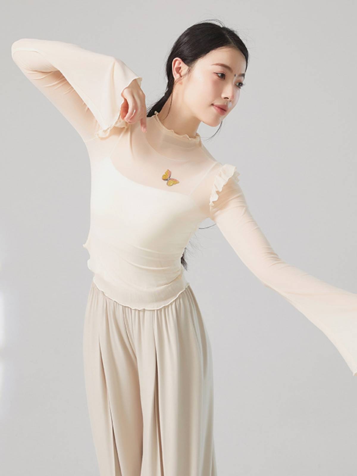 Classical dance clothing gradually transforms into rhymes, elegant fairy, Chinese national dance watch performance, female teacher top