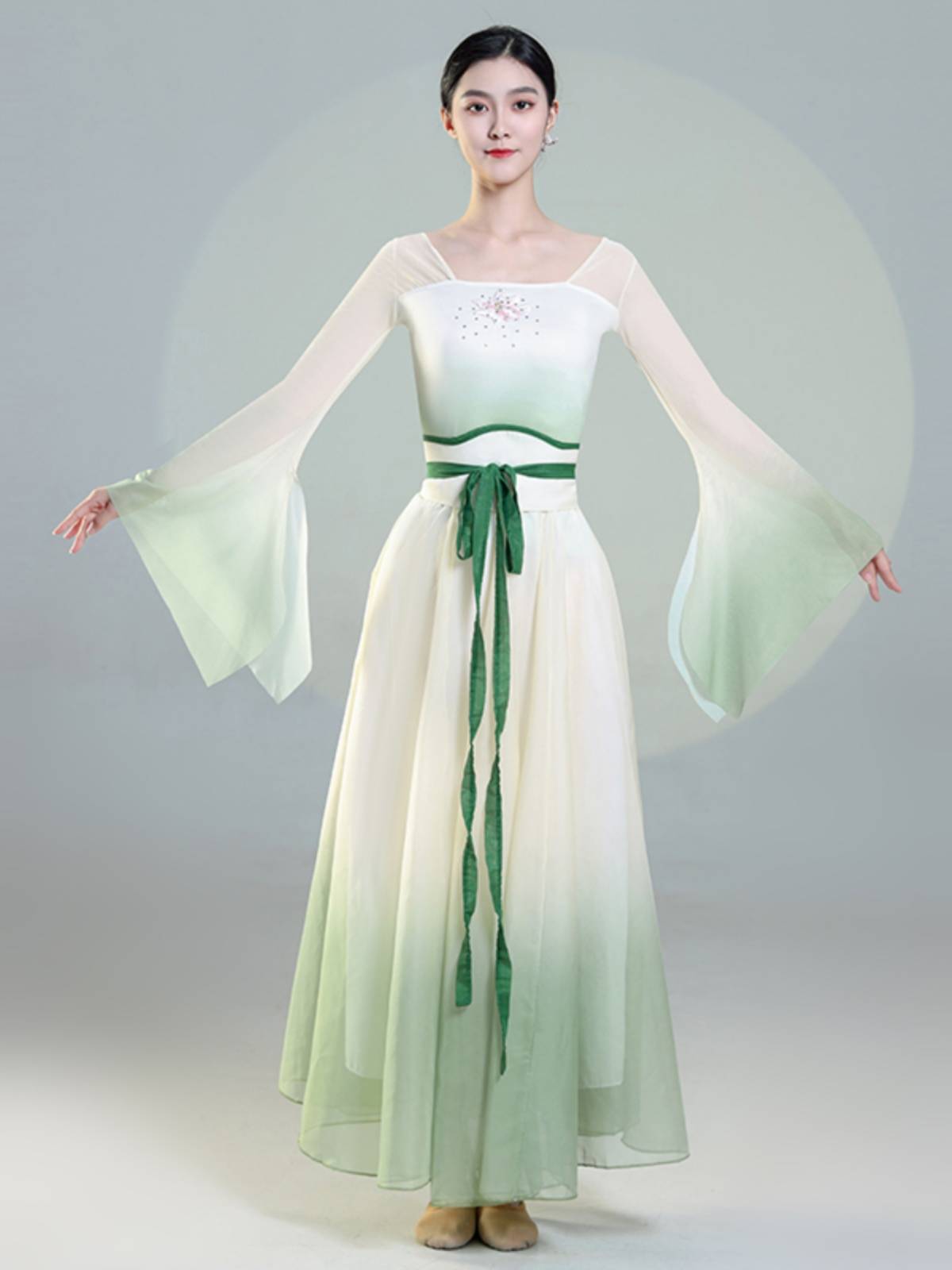 Classical dance clothing female elegant and fairy body rhyme yun jacket training big skirt big skirt Hanfu national dance showed suit suits