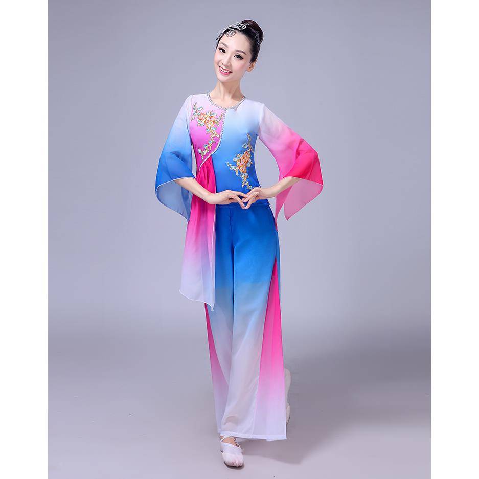 New classical dance performances, fan ethnic dancers, suits Yangge, adult elegant Chinese style exercise girl
