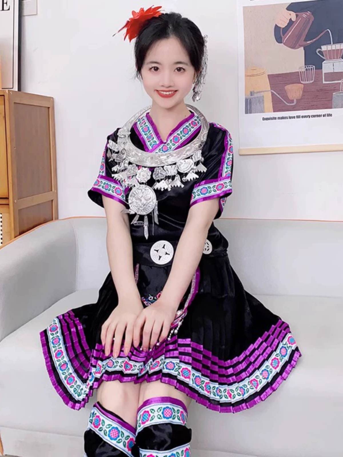 Miao clothing Yao people performed women in Yunnan Yi ethnic minorities, Zhuang Li Tu family dance clothing clothing