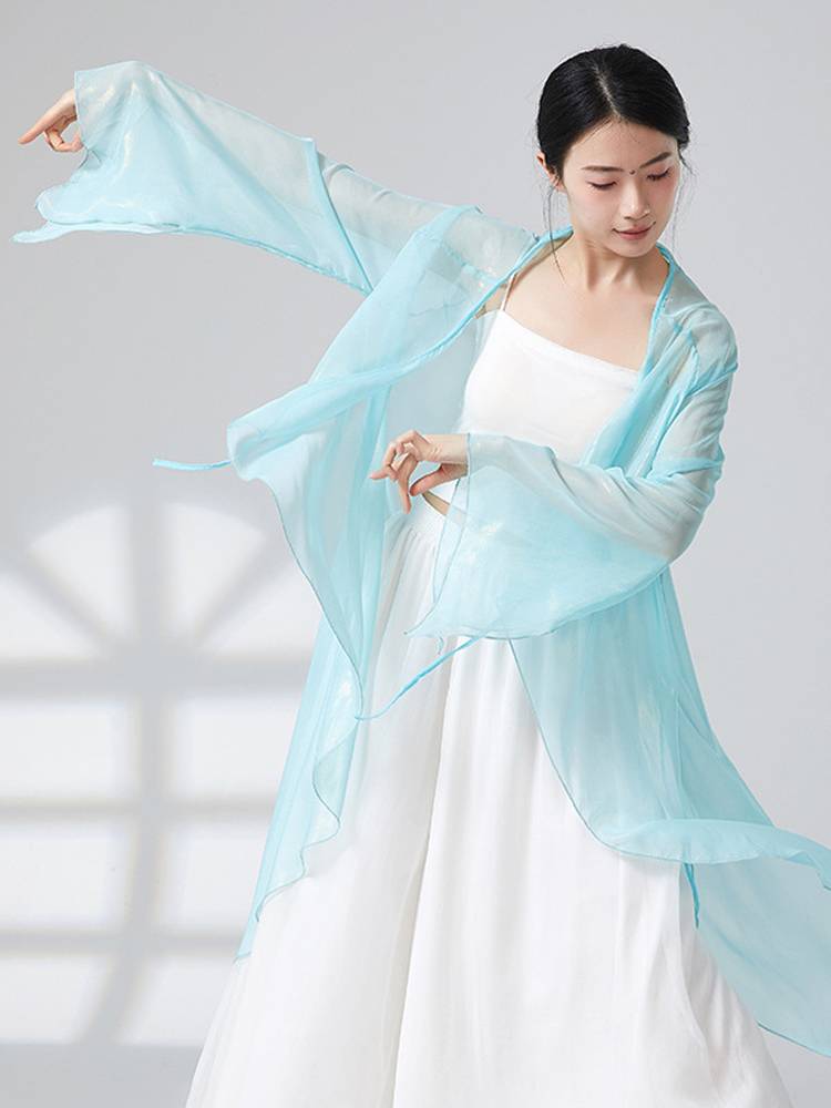 Summer past life, white snake national style national style national classical dance students performed the horn sleeve elegant art test yarn clothing girl