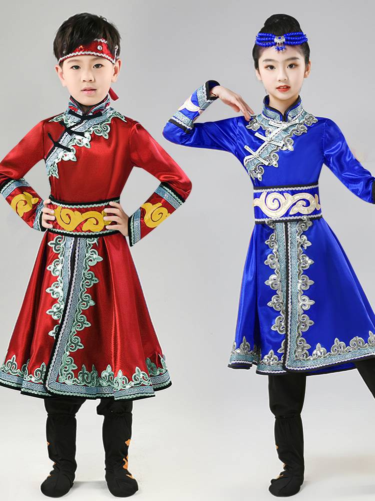 Mongol women's dance show with new clothes for boys and children and new clothes for the third ethnic group in the summer of March