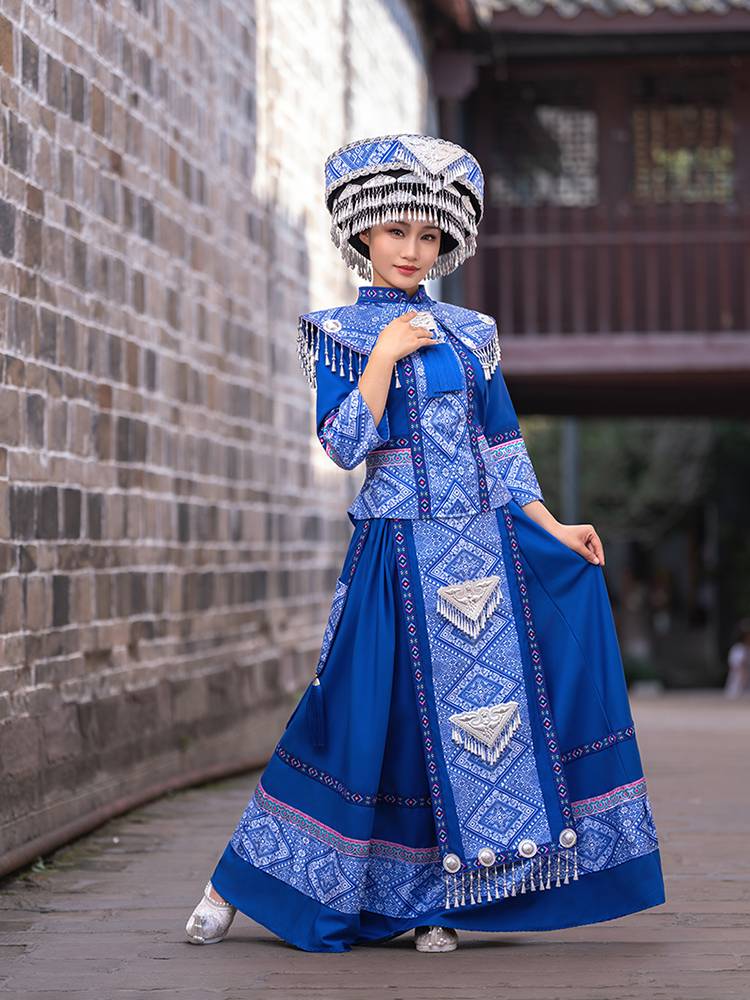 New Guangxi Zhuang clothing female adult minority clothing Yao Zhuang Zhuang clothes Miao people dance performance clothing