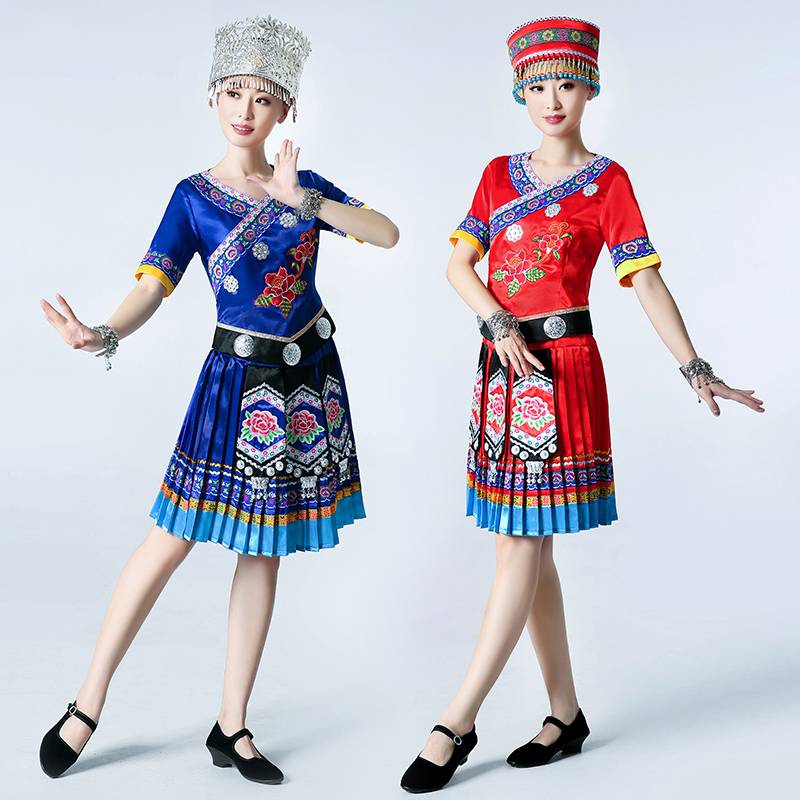 The new ethnic minority clothing Miao nationality pleated skirt performance service is thin, Guangxi Zhuang March three dance performance clothes
