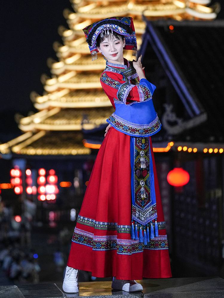 Yun Guichuan Yi Costumes Liangshan July Fireburst Performance Clothing Buyi Mixture Women's Women's Dance Clothing