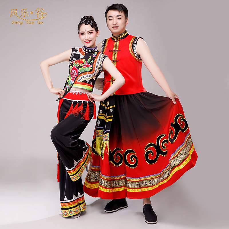 March three national clothing adult Yi clothing female and Yi dance performance service minority dance performance clothing
