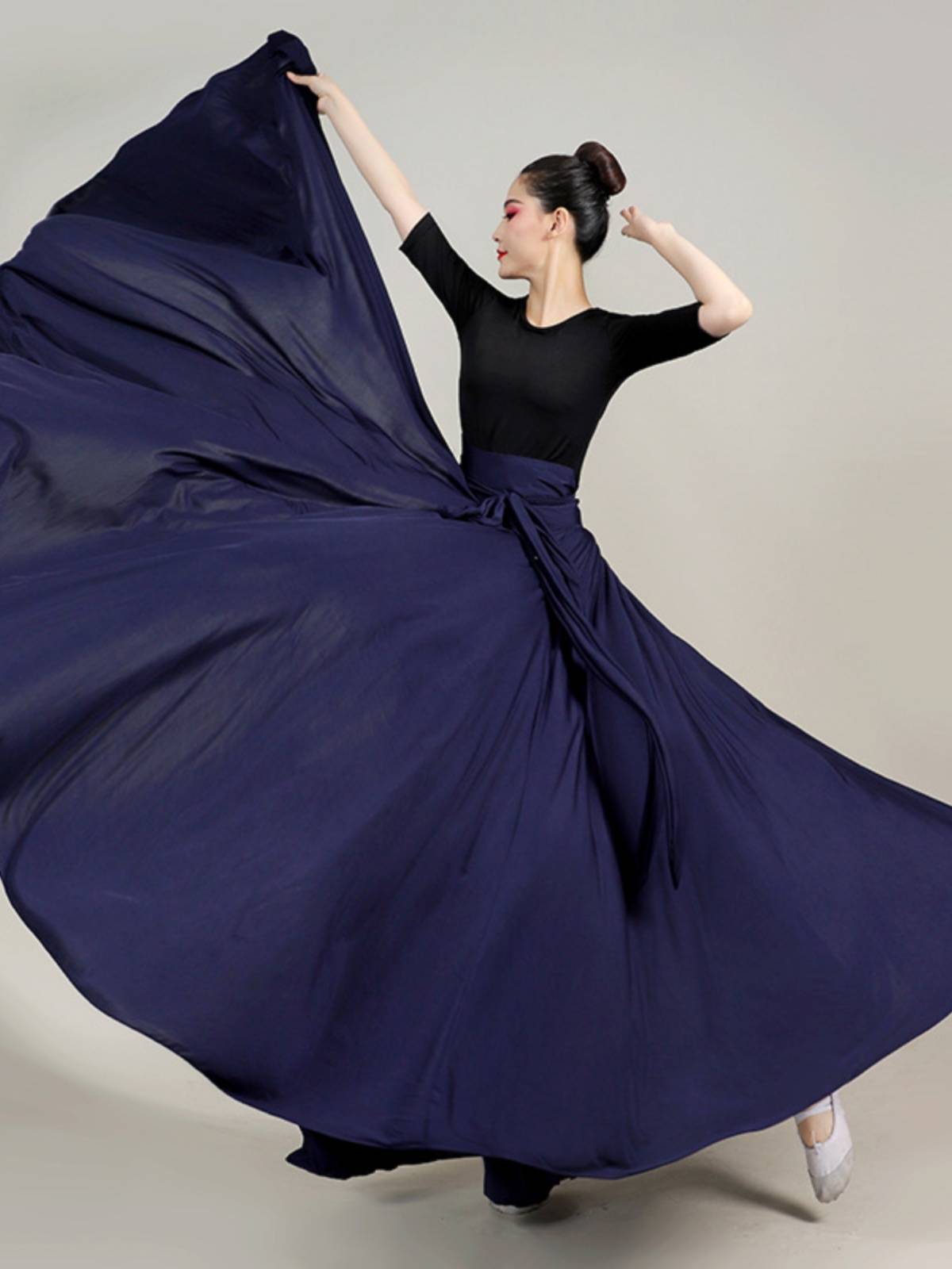 One -piece lace -up skirt women's art chief skirt skirt Mongolian Tibetan national dance exercise skirt Xinjiang dance service