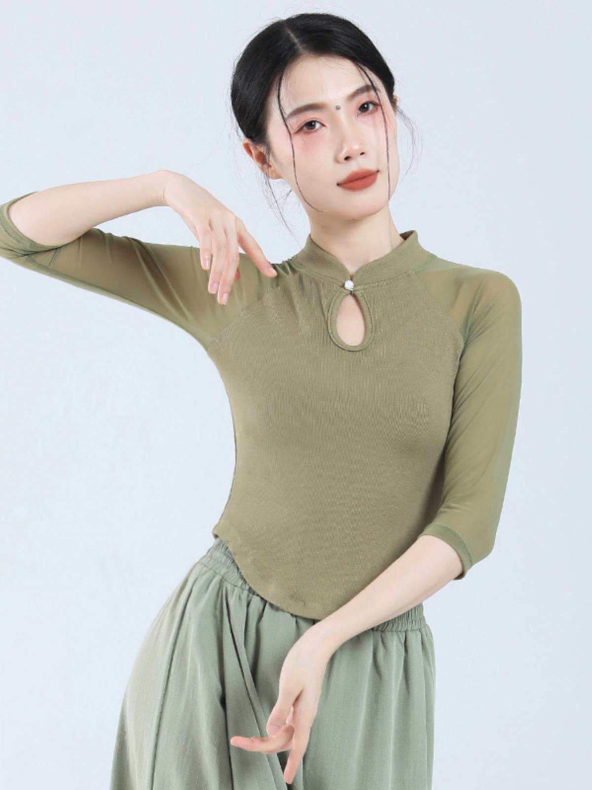 Modern dance clothing female ballet retro temperament slim stitching top classical dance service Chinese style national practice uniform