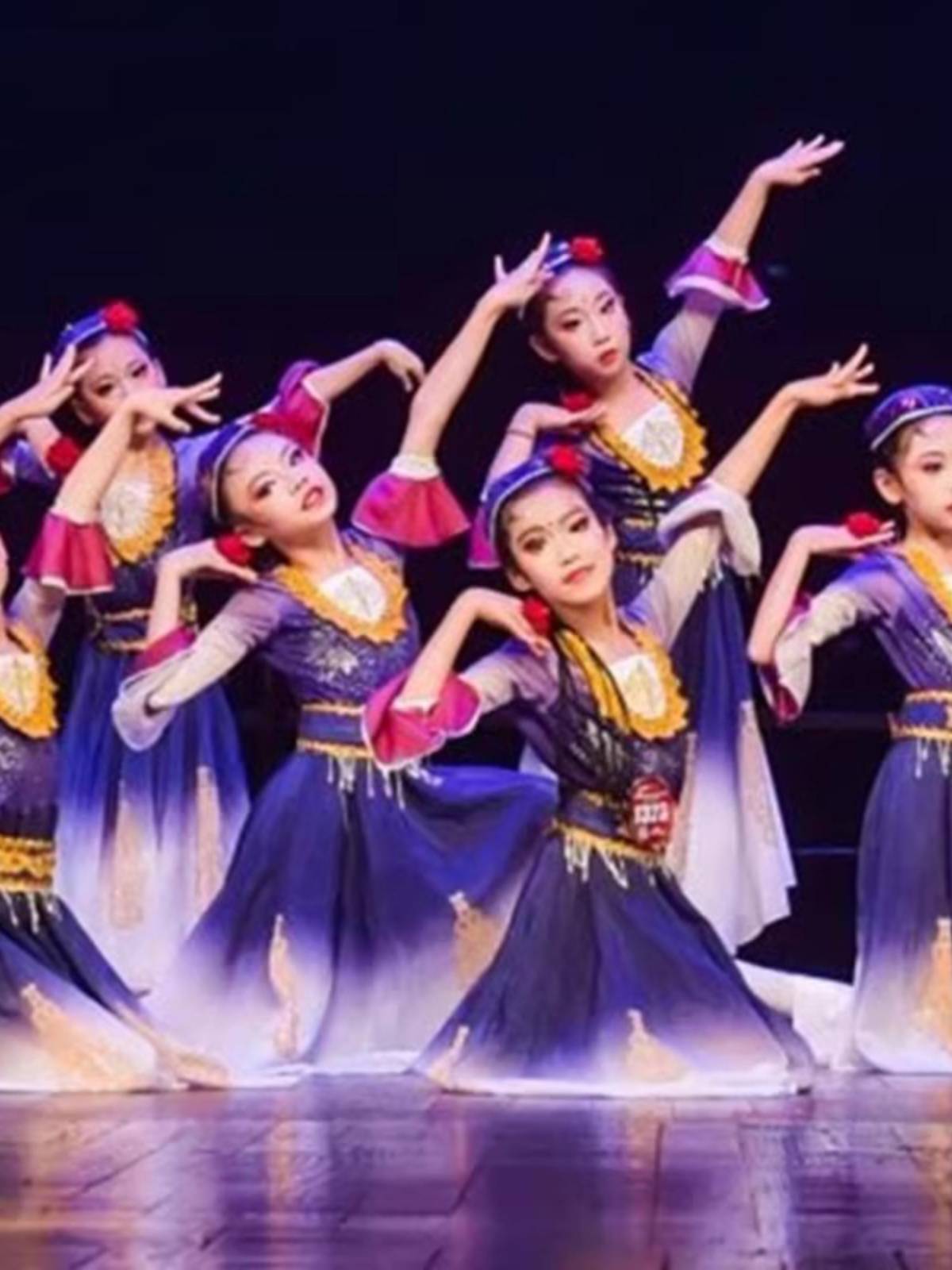 Blooming Xinjiang Dance Uymented Children's Dance Series A glass of wine pingle drum girls' national performance clothes big skirt