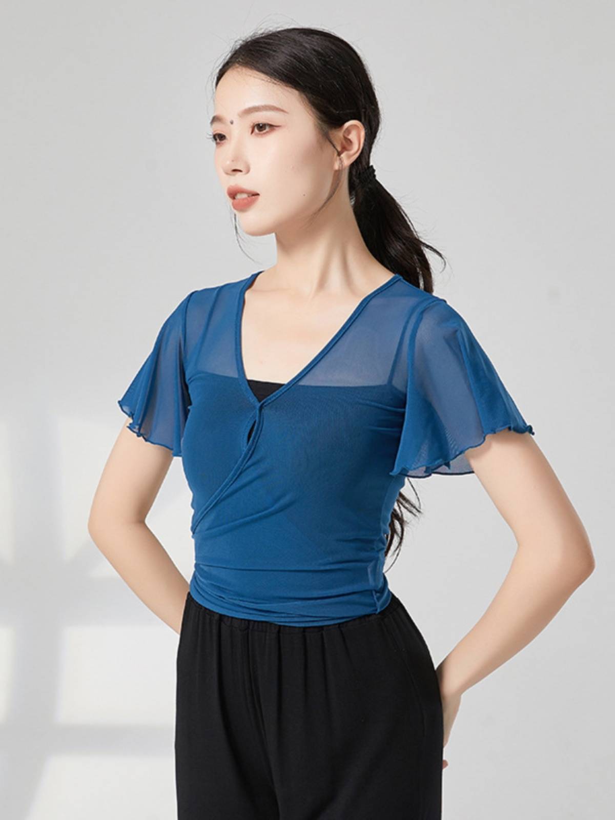 Classical dance clothing female body rhyme yae net gauze, elegant practice service modern dance national art test top Chinese dance