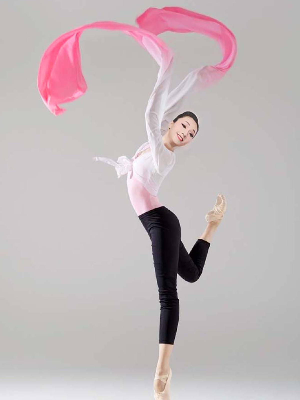 Water sleeve dance clothes top female Tibetan nation dance shocking classical dance exercise skills sleeve throwing sleeve adult performance service