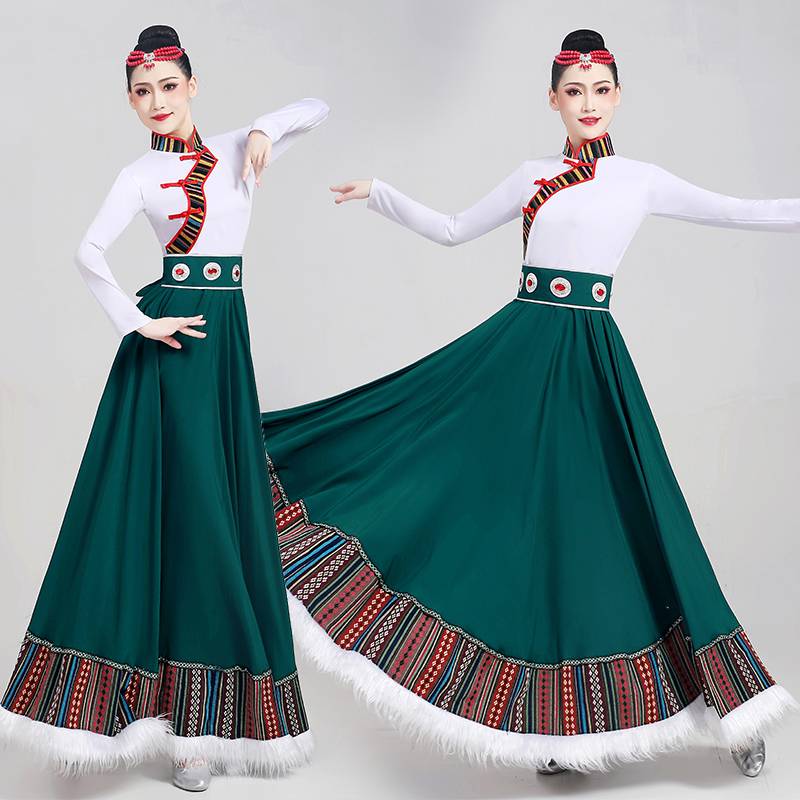 The Tibetan Dance Show Women's Examination practiced a half-hair dress and a minority exam dress