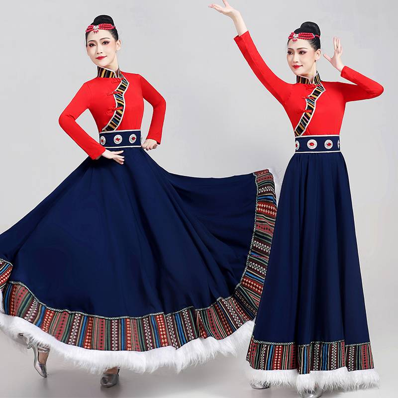 The Tibetan Dance Show Women's Examination practiced a half-hair dress and a minority exam dress