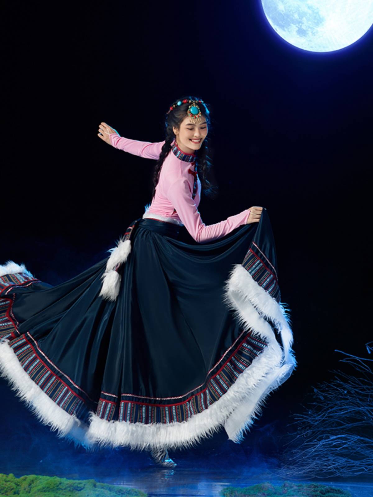 New Tibetan Dance Performance Server Tibetan Halway Skirt Test Training Service Square Dance Watch Performance Service National Style Skirt