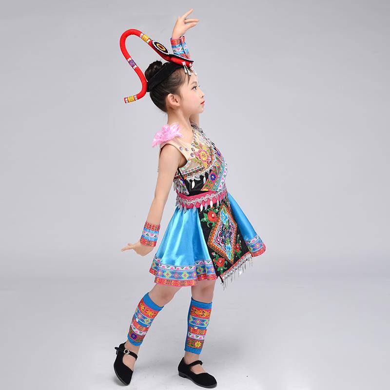 Yi Dai ethnic minority clothing children Miao performance service girl Yunnan national dance performance clothing