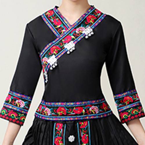 National style clothes Miao people, Yunnan Guizhou minority performance clothing square dance clothing Zhuang clothing Zhuang clothing