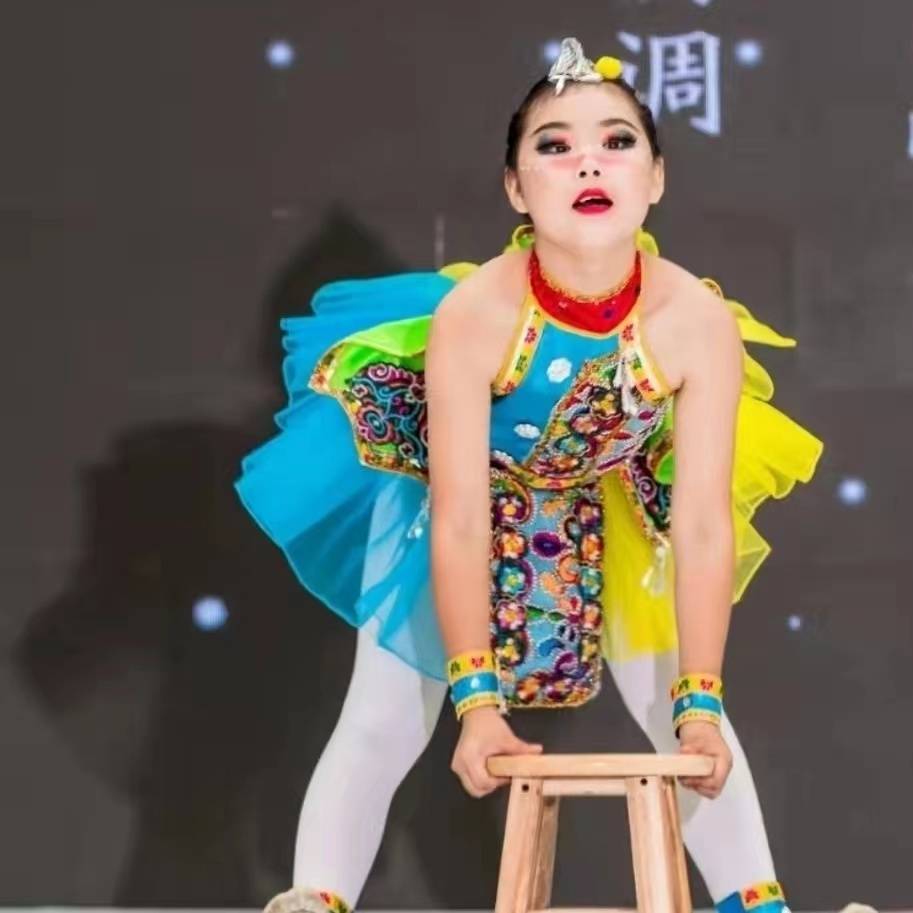 Didi tune minority dance performances in summer