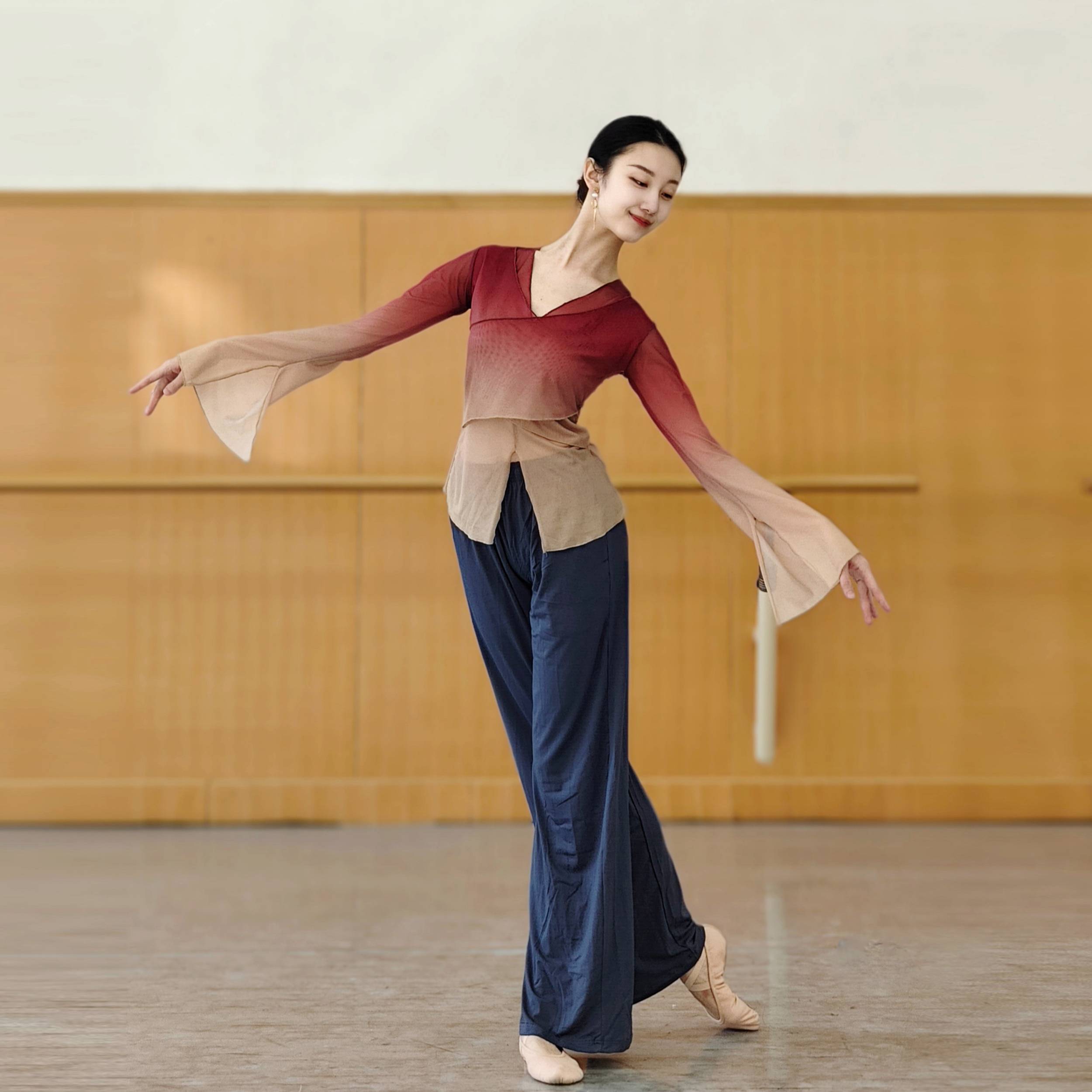 Classical Dance Graduation Rhymes Yaosa Jacket Practice Female Chinese Dance Ethnic Dance Modern Dance Clothing Foundation Training Service