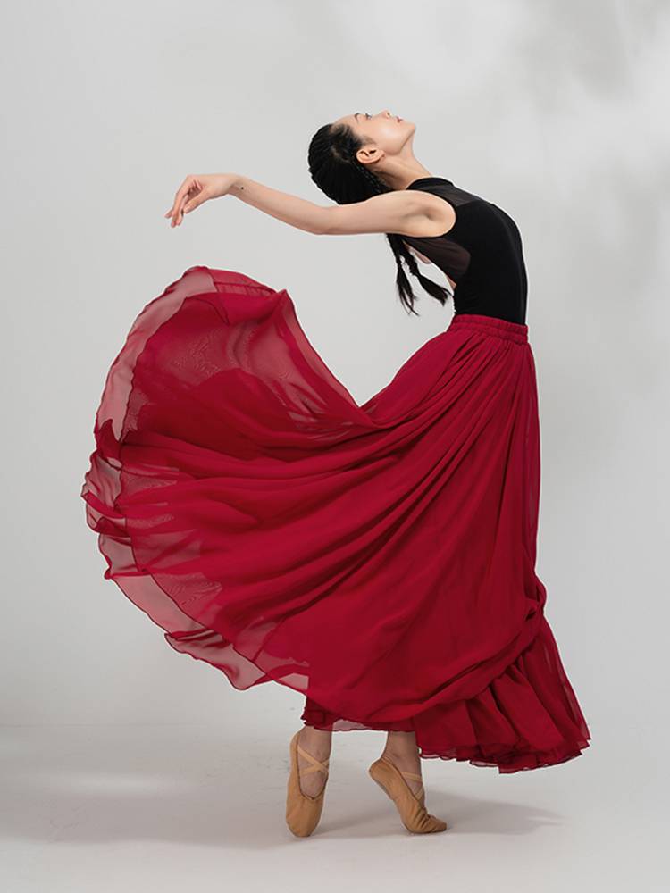 Classical dance long skirt Modern Xinjiang dance photo performances are elegant 720 degrees half -bodies practice yarn skirt spring and summer