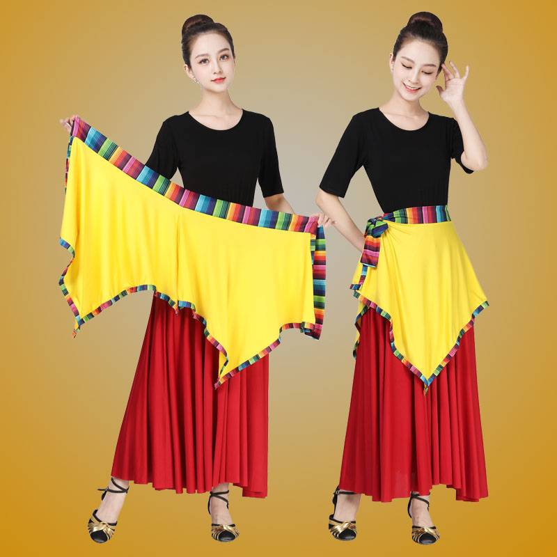 The Tibetan dance apron plaza dances a little national-style knobs, a half-drink red dress