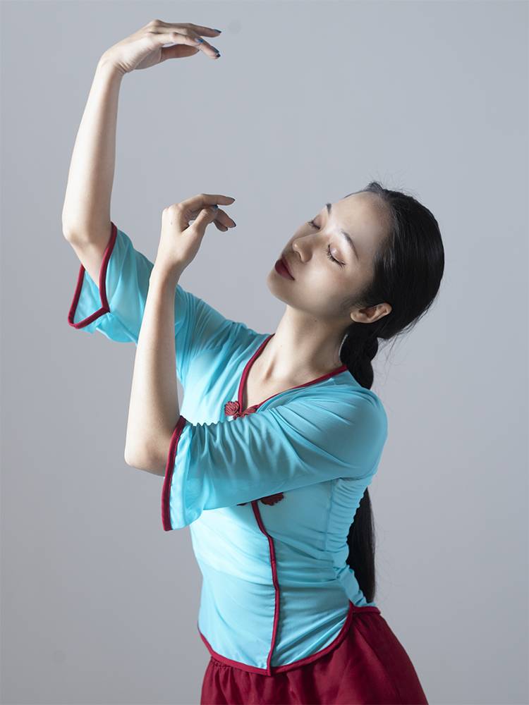 Chinese dance dance clothing gauze dance classical dance body rhyme new practice service women's net gauze top show suit