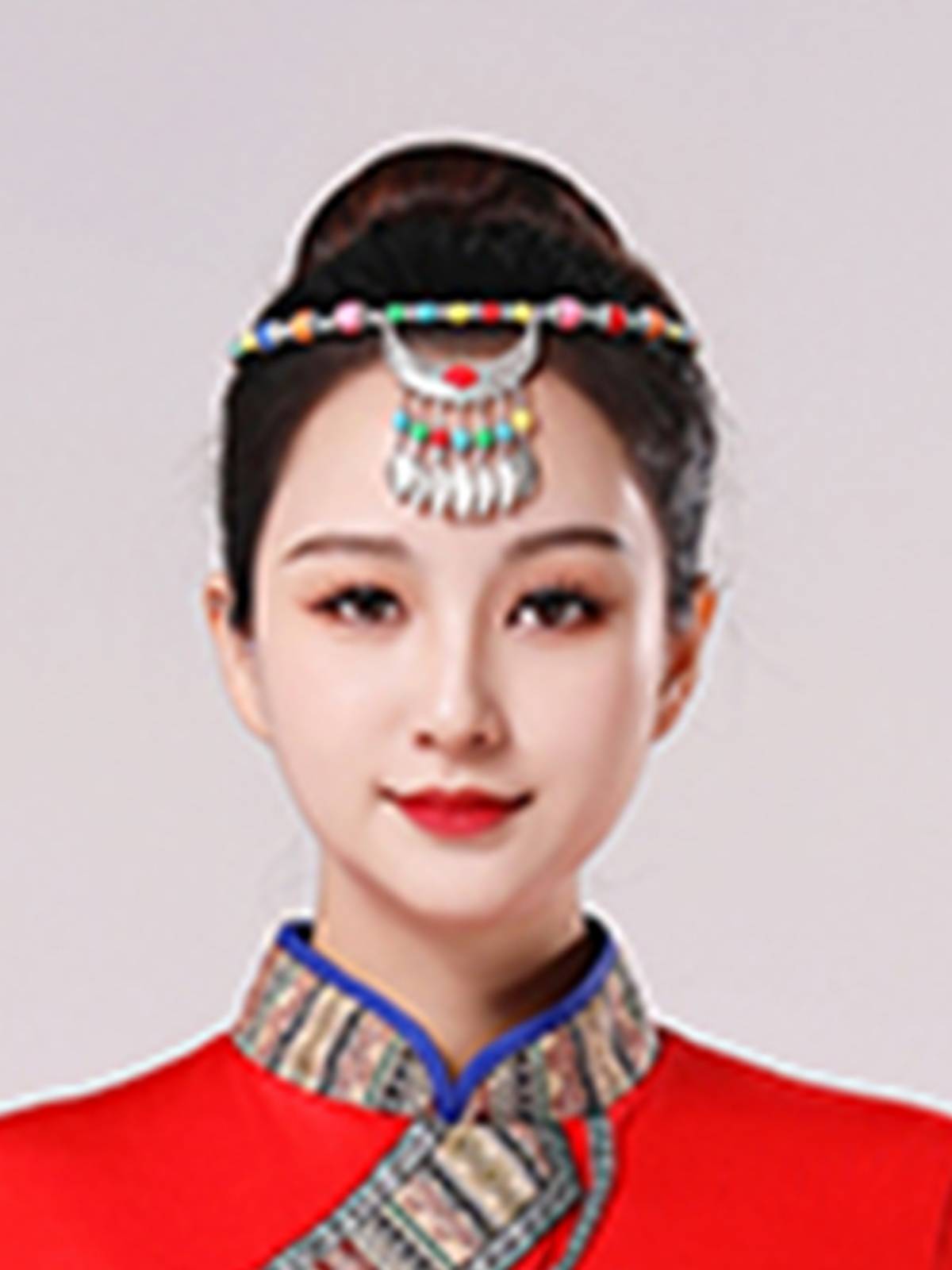 Mongol heads and a new collection of ethnic-minority dancers performing hand-chorus dance costumes