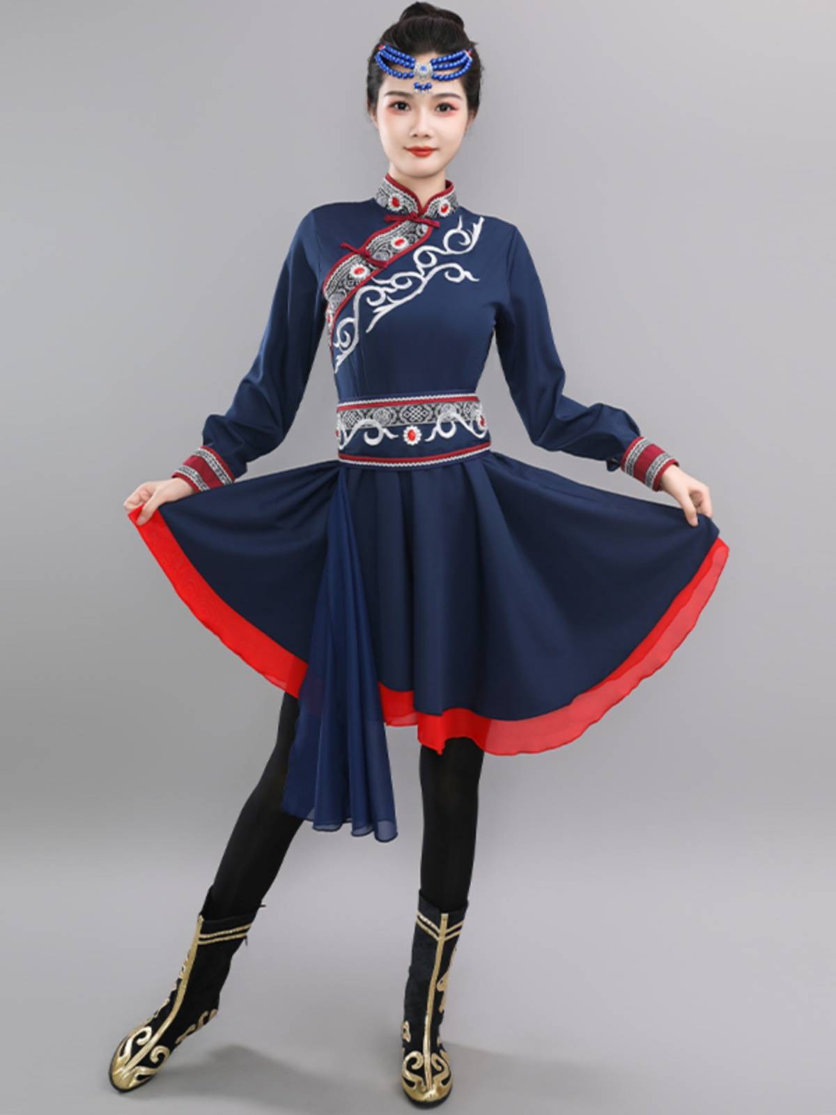 The new female adult ethnic minority art test stage Mongolian performance watch table chopsticks dance Mongolian student practice