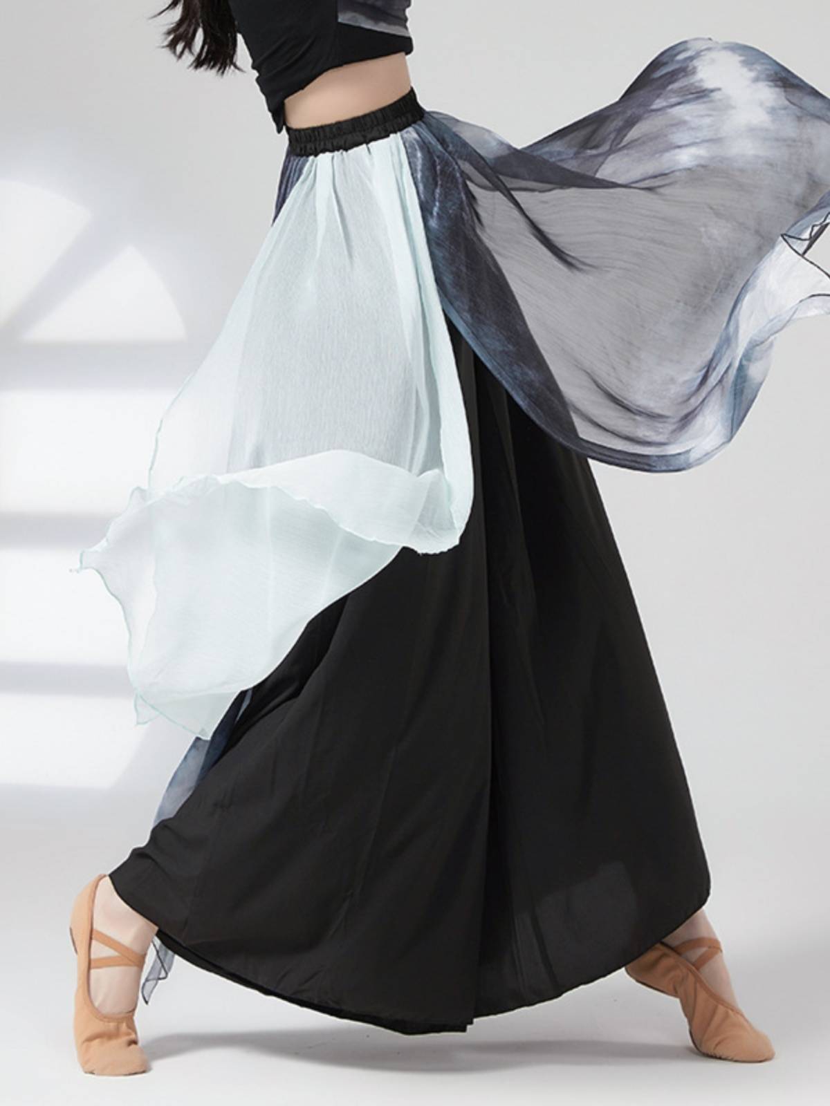 Classical dance elegant leg pants female elegant skirts Chinese style modern national dance service performance clothing performance clothing