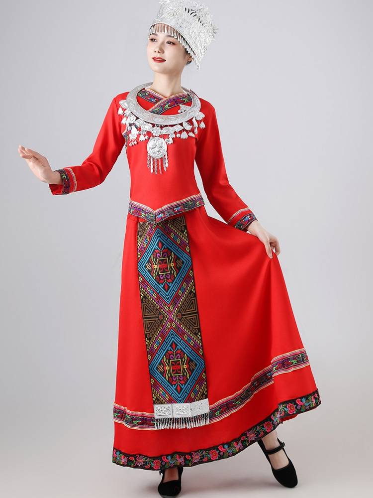 New Tujia Yi Plaza Dance Clothing Miao Miao ethnic minority dance Zhuang Yao people performed autumn and winter models