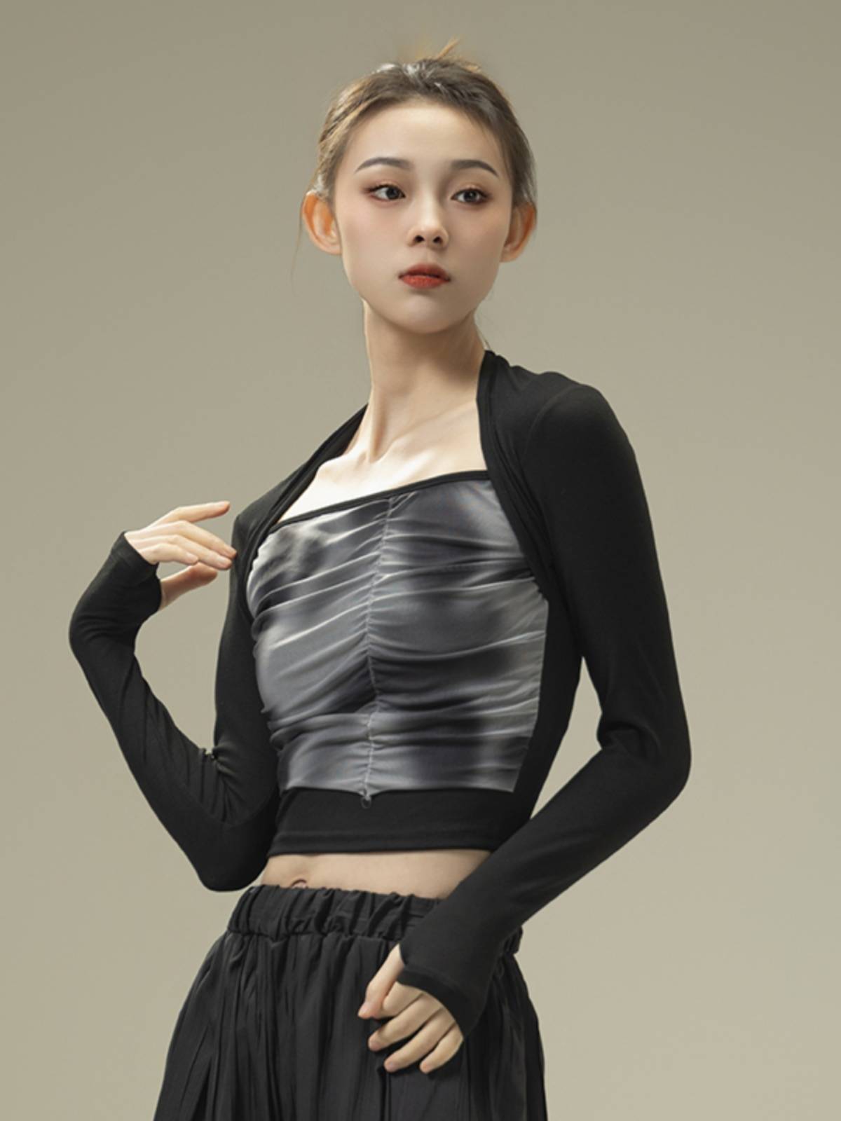 Classical dance clothing, slim knitted long -sleeved ink net gauze, refers to the practice of Chinese dance nation dance service women