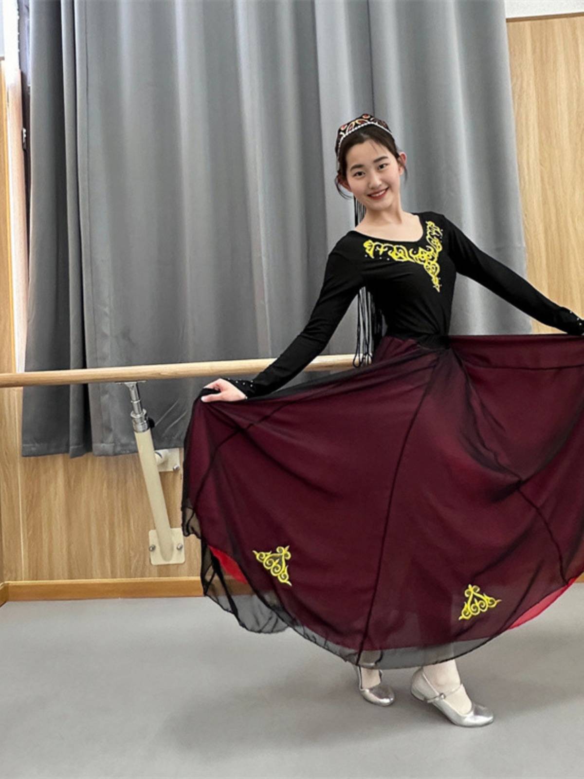 Xinjiang dance skirt big skirt practice skirt practice half -body skirt Uyghur national dance performance clothing female Uighur