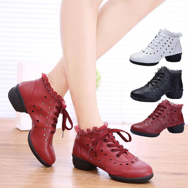 Dance shoes Female adult dance shoes and water soldier dance shoes soft soles dance in the heel boots in the heel boots