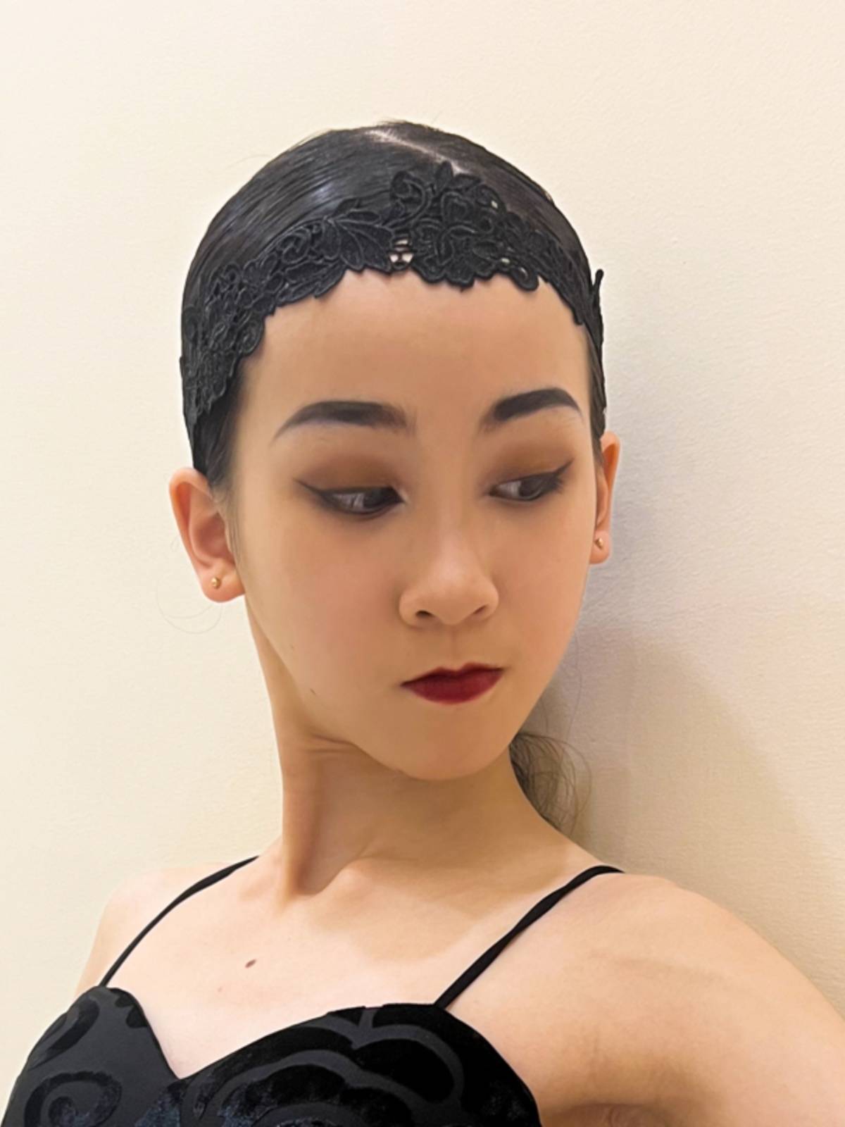 Conny Latin dance hair with a black female headdress dancing dance lace beam hair hoop children's dance performance accessories accessories