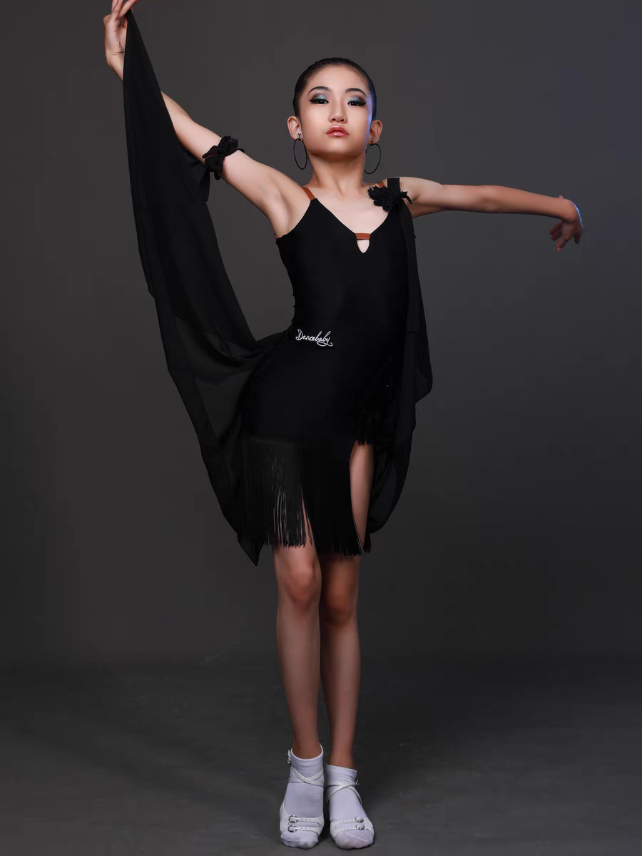 New Latin Dance Flower Clothing High -level Sensory Dance Server Children's Studios Latin Dance Series High -end Performance Flat Suction Skirt