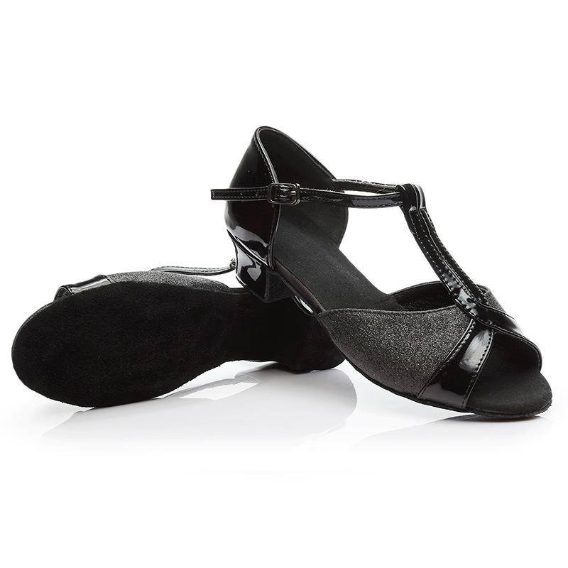 Latin dance shoes children and girls beginners dance shoes children Latin shoes flat heel soft bottom girl dance shoes children