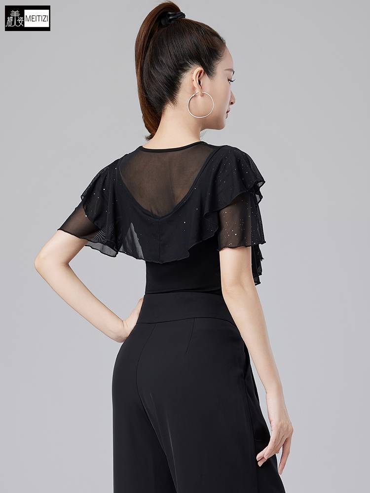 Latin dance top female spring and summer new 2024 short -sleeved mesh gauze leaf edge, modern square friendship dance clothing