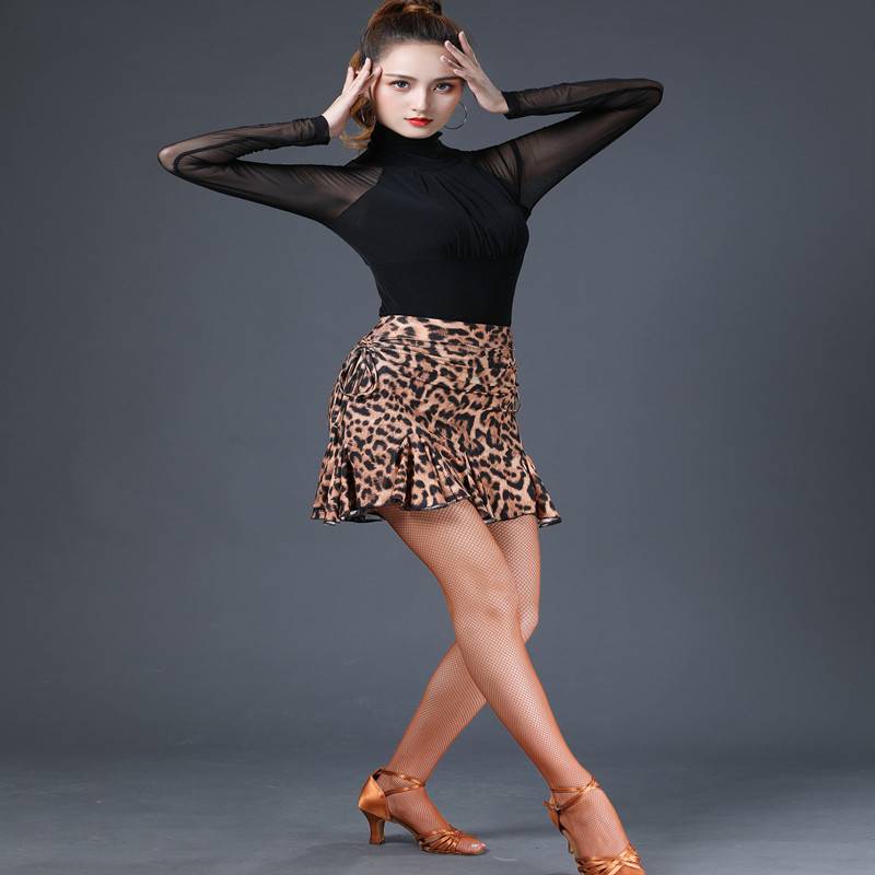 New Latin dance skirt skirt professional dance sexy training skirt female adult dance skirt short skirt leopard strip