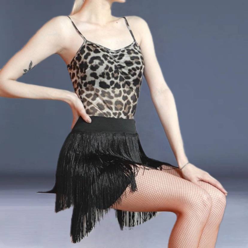 New adult Latin dance skirt dance skirt women's multi -layer streaming skirt dance practice clothes black Latin dance skirt
