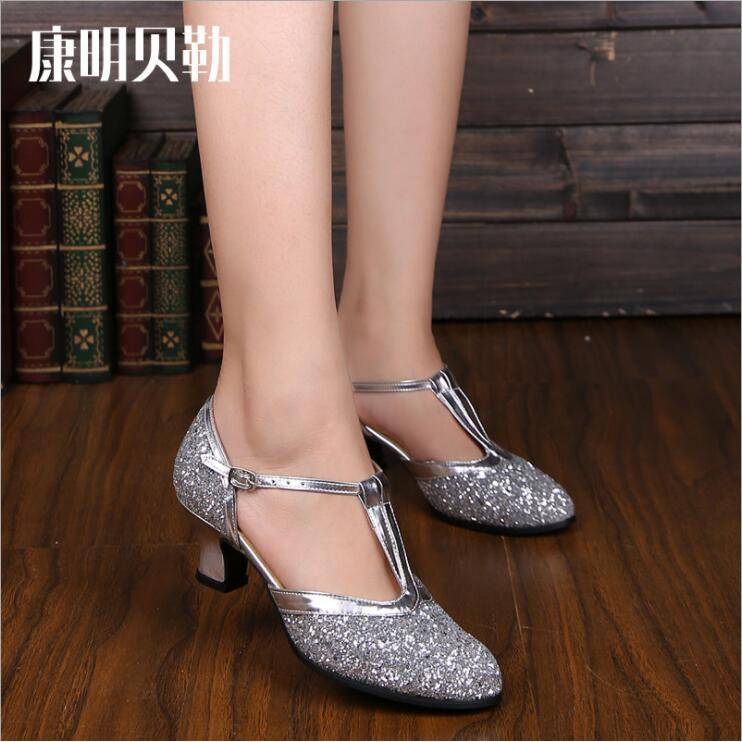 ♪ Silver summer sandals ♪