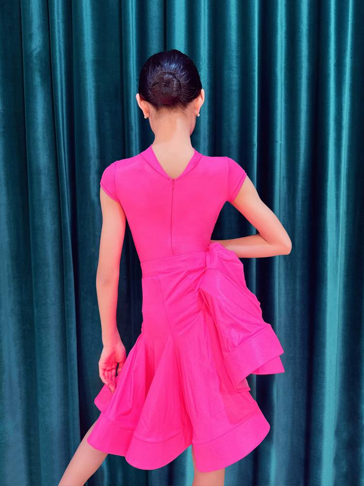 Conny Connie professional Latin dance clothing girls and children perform performance skirt standards stipulates the game uniform short sleeves